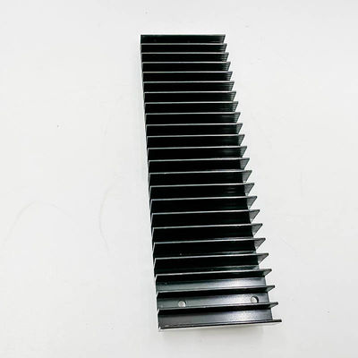 Bộ tản nhiệt nhôm tùy chỉnh Gia công CNC Đèn LED chiếu sáng Bộ tản nhiệt bảng mạch PCB