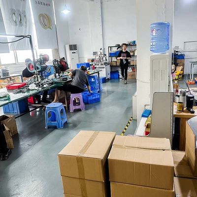 Tùy chỉnh Alumiun tản nhiệt xe CNC gia công OEM